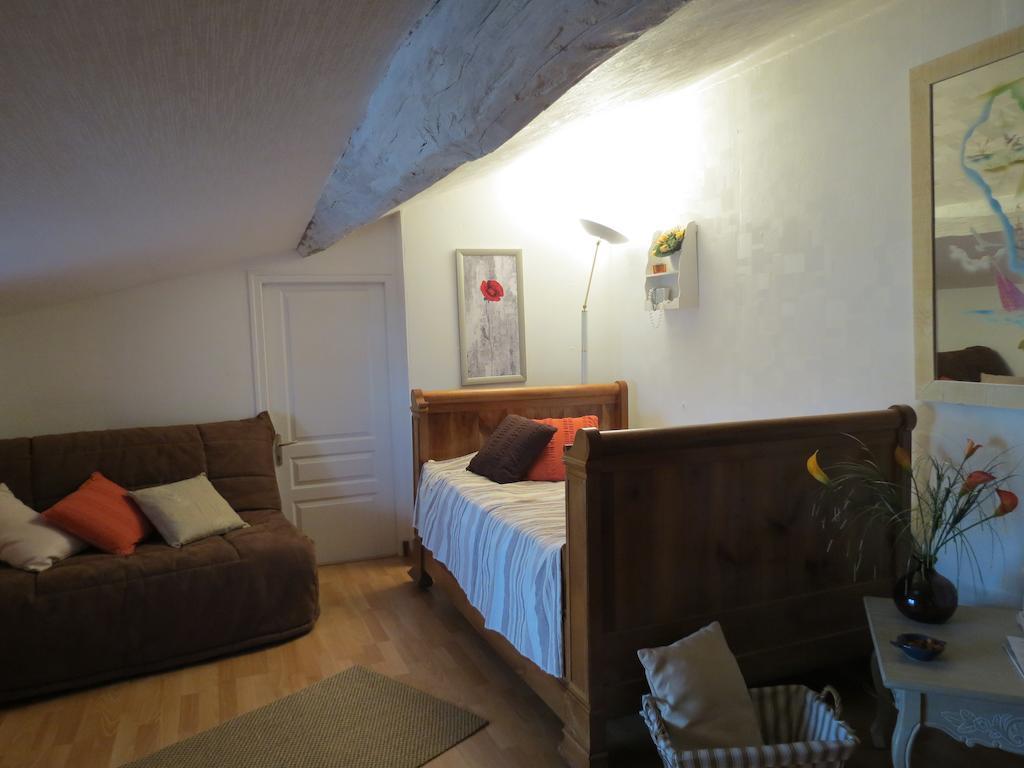 L'Aubinoise Bed & Breakfast Saint-Aubin-la-Plaine Room photo